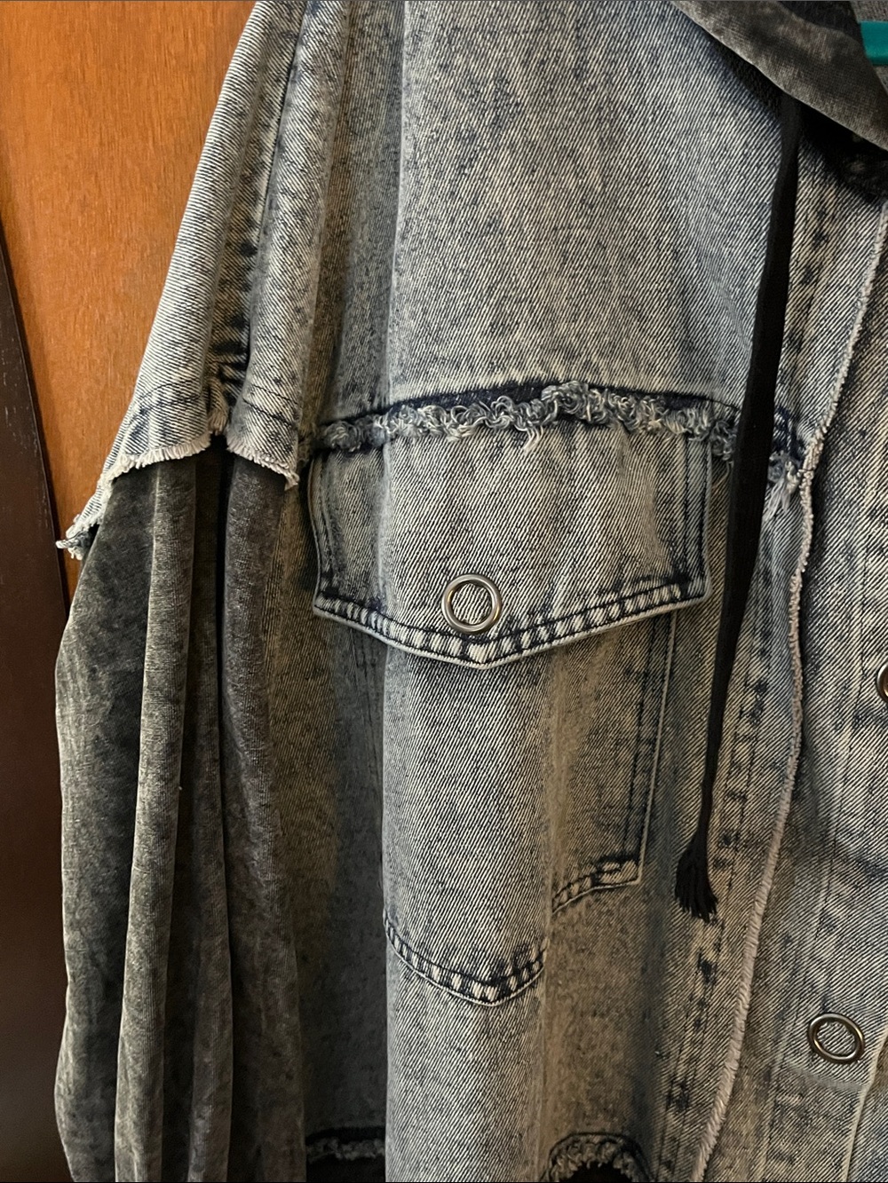Oli & Hali Oversized Washed Black Fabric/Blue Denim Hooded Jacket w/Pockets - Picture 4 of 16